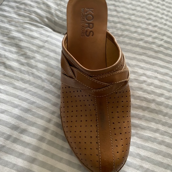 MICHAEL KORS Vintage Clogs - Picture 4 of 6